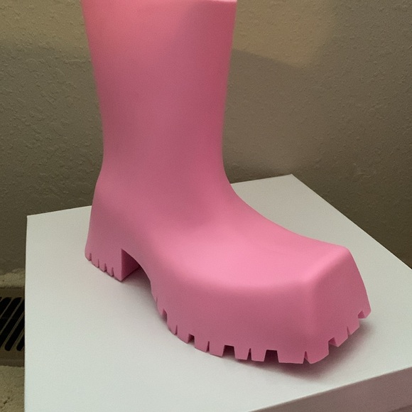 ☔️ NWT Size 5: Women’s Rain Boots - Picture 5 of 11